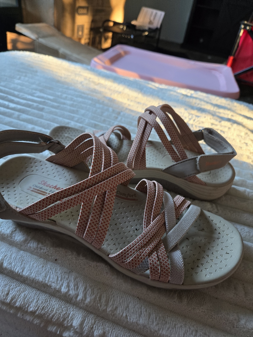 Skechers Women’s Blush Pink Strappy Comfort Sandals
